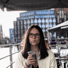 Фрилансер Yuliia S. — Украина, Харьков. Специализация — Продвижение в социальных сетях (SMM), Реклама в социальных медиа
