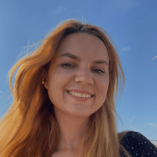 Freelancer Yuliia A. — Ukraina, Kijów. Specjalizacja — Przepisywanie tekstów (rewright), Wiersze, piosenki, proza