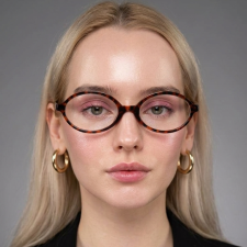 Freelancer Yuliia K. — Poland, Warszawa. Core skill — Social Media Marketing (SMM), Script Writing