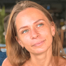 Фрилансер Yuliia S. — Турция, Анталия. Специализация — Оформление страниц в социальных сетях, Продвижение в социальных сетях (SMM)