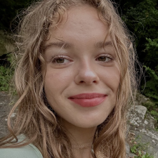 Freelancer Yulya G. — Ukraina, Lwów. Specjalizacja — Projektowanie opakowań i etykiet, Projektowanie dla poligrafii