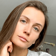 Юлія Олефір