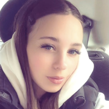 Freelancer Roza D. — Polen, Krakau. Fachgebiet — Testing & QA, Social Media Seiten-Design