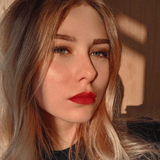 Freelancer Vladislava T. — Moldova, Tiraspol. Core skill — Web Design, Banners
