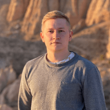 Freelancer Ivan D. — Ukraine, Kyiv. Core skill — Contextual Advertising, Social Media Advertising